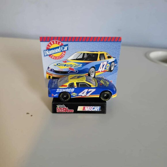 EUC 1996 Racing Champions Nascar Sunoco 47 Monte Carlo - Picture 5 of 5